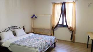Гостевой дом Mercury Guest House Сухум Стандартный двухместный номер с 1 кроватью-7