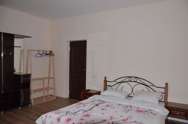Гостевой дом Mercury Guest House Сухум-51